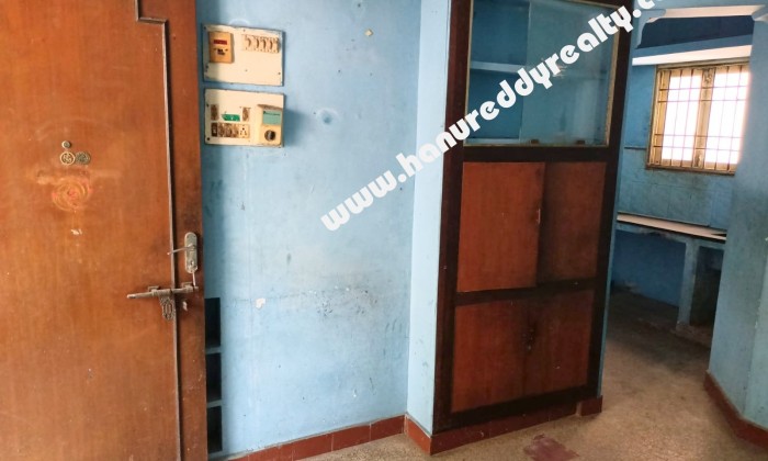 1 BHK Flat for Sale in West Mambalam